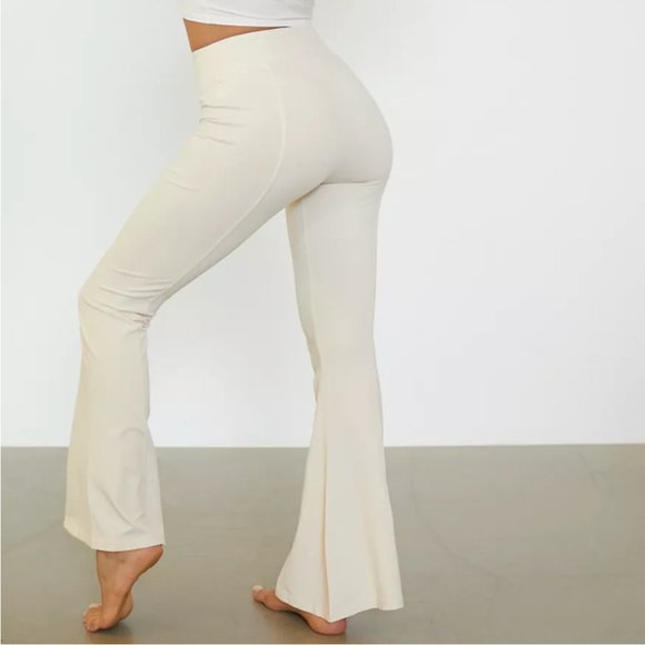 Urban Outfitters Aria Seamed Flare Pant in Brown, Size S - Picture 5 of 6